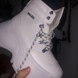 COPY - Nokwol white platform boots